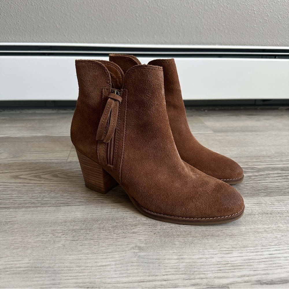 Frye & Co. Brown Suede Ankle Boots 9